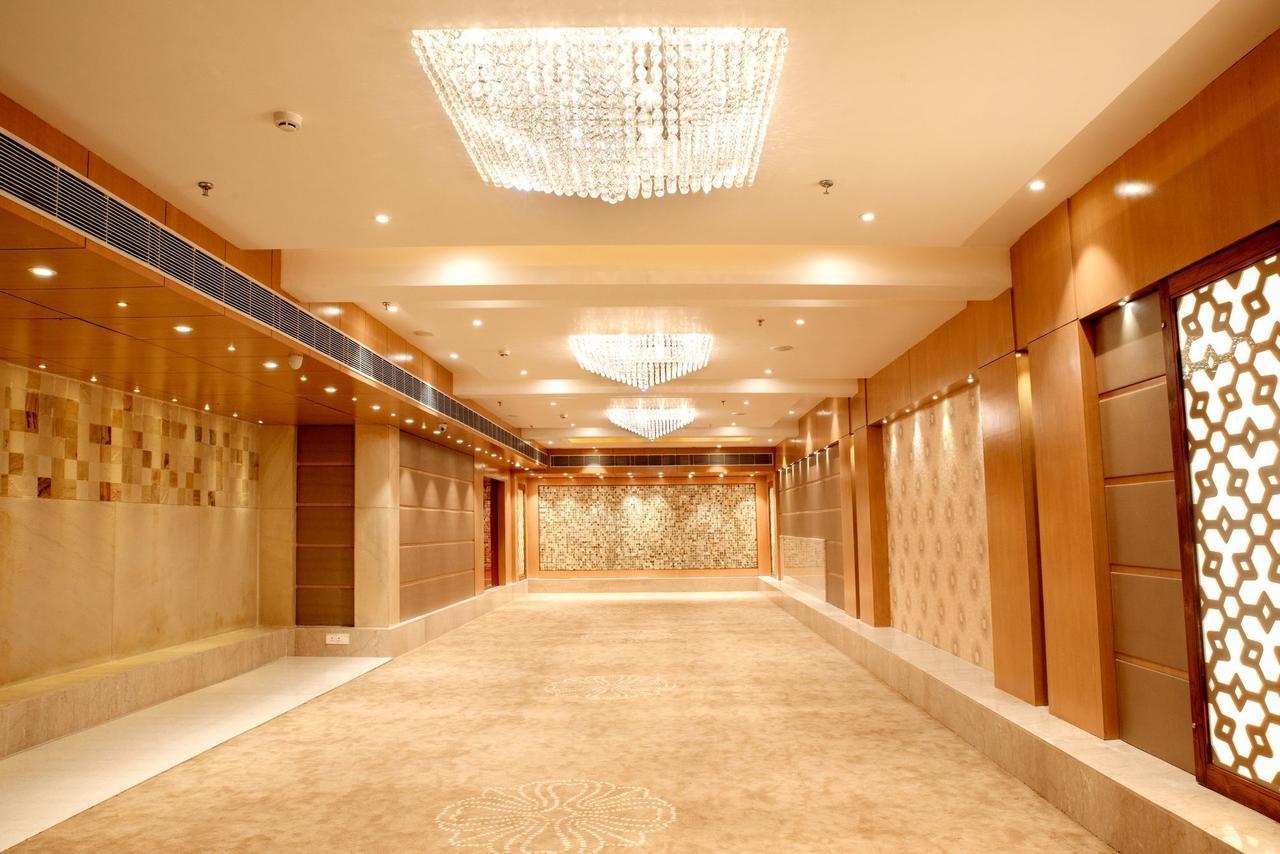 Kyriad Hotel Jaipur By Othpl מראה חיצוני תמונה