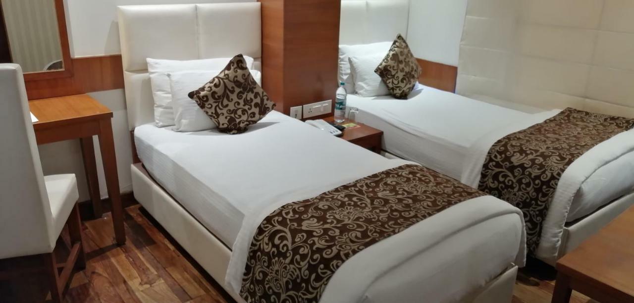 Kyriad Hotel Jaipur By Othpl מראה חיצוני תמונה